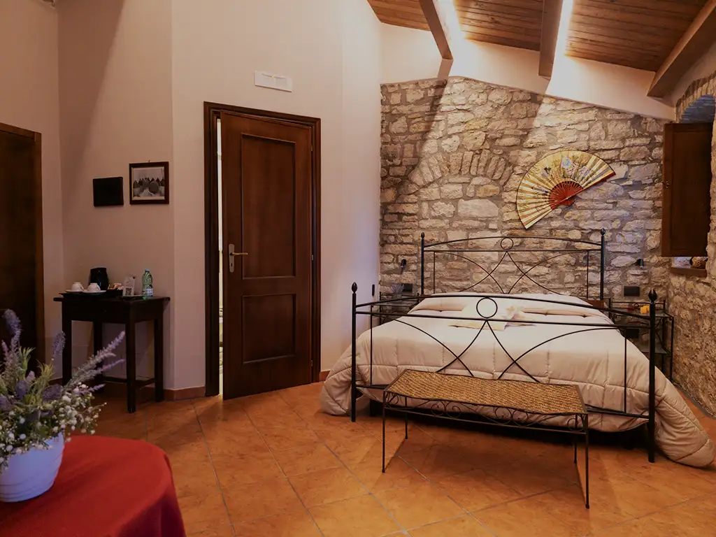 interni-e-dettagli-della-camera-cantina-del-bed-and-breakfast-hotel