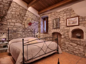 la-cantina-camera-superior-bed-and-breakfast-la-maison-du-pont-interni